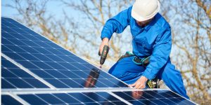 Installation Maintenance Panneaux Solaires Photovoltaïques à Montreuillon